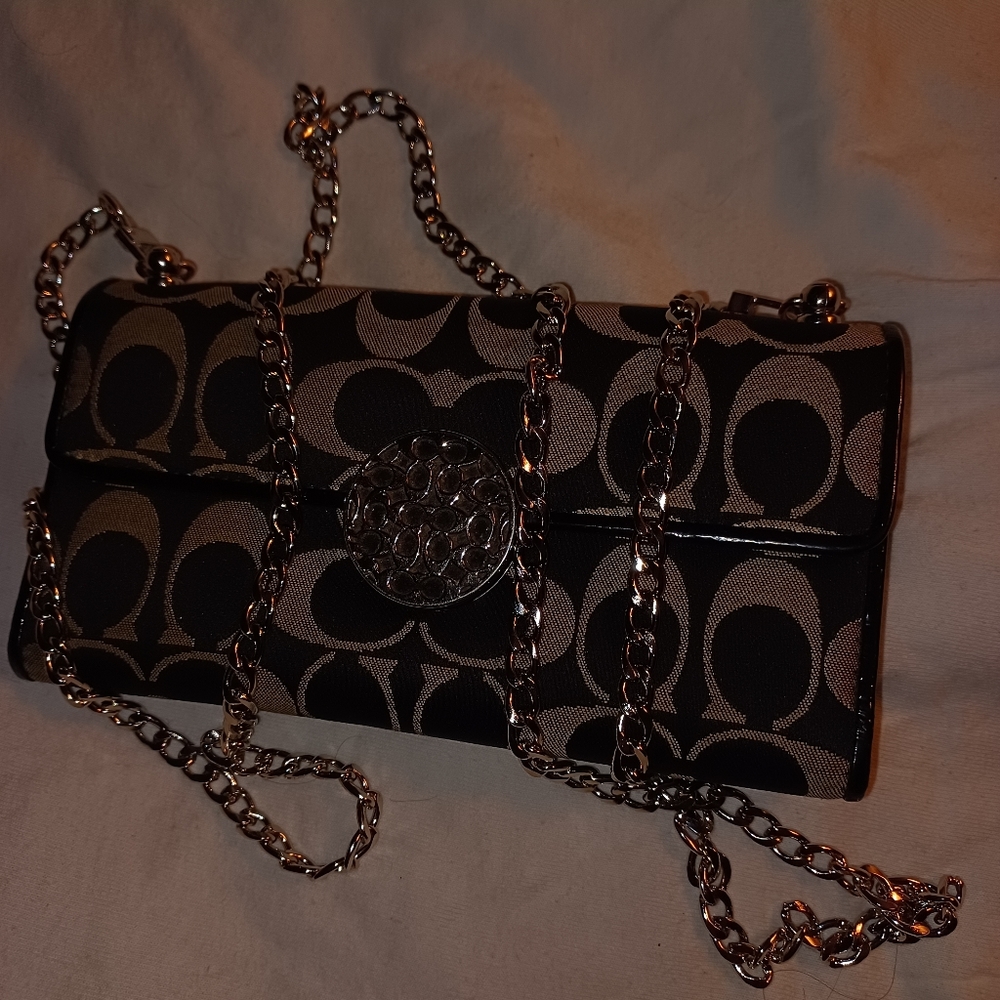 Coach wallet conversion